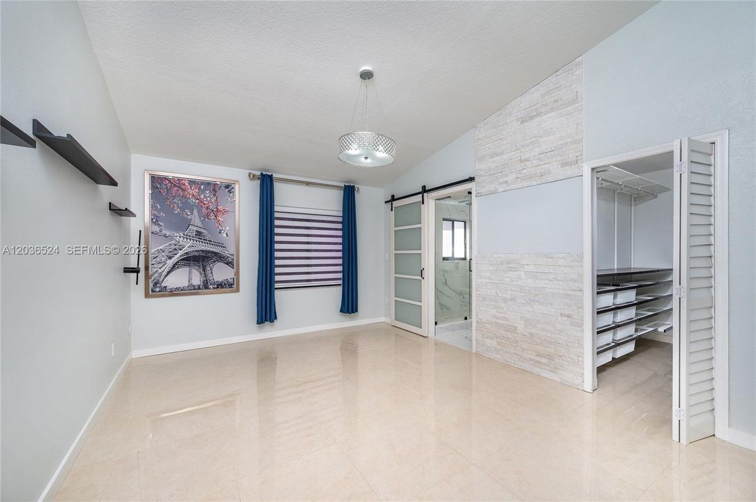 En Venta: $775,000 (3 camas, 2 baños, 1676 Pies cuadrados)