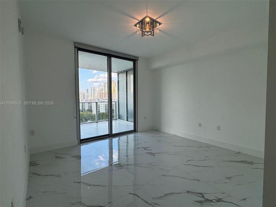 В аренду: $5,900 (3 спален, 2 ванн, 1524 Квадратных фут)