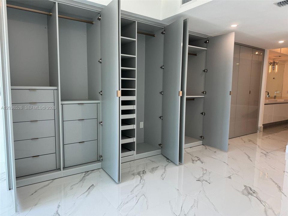 В аренду: $5,900 (3 спален, 2 ванн, 1524 Квадратных фут)