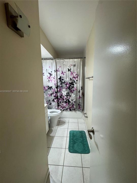 For Sale: $289,000 (2 beds, 2 baths, 1030 Square Feet)