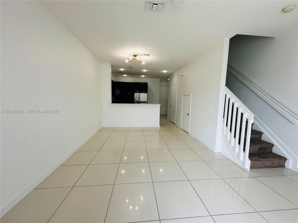 В аренду: $2,450 (2 спален, 2 ванн, 1120 Квадратных фут)
