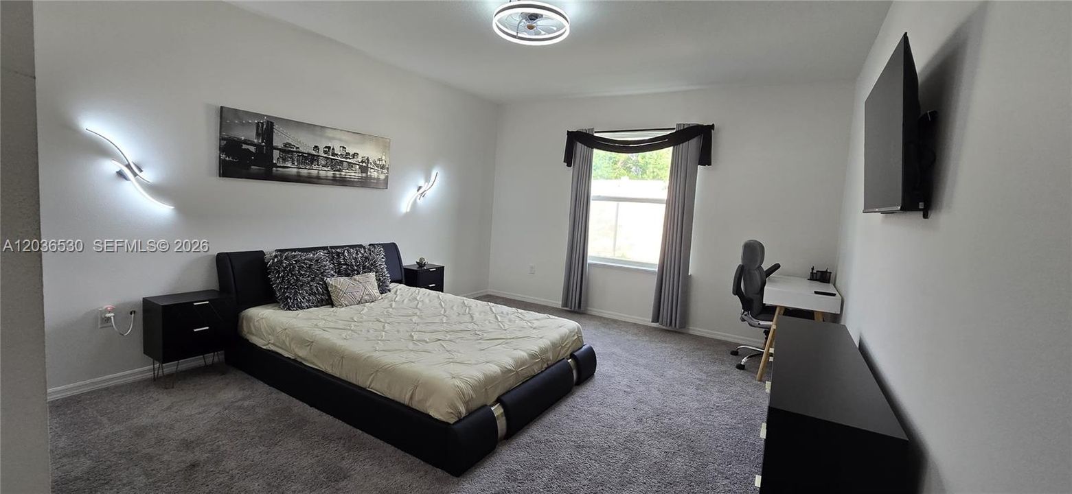 На продажу: $327,900 (3 спален, 2 ванн, 0 Квадратных фут)