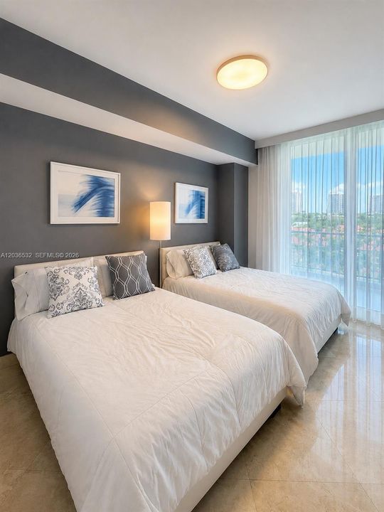 В аренду: $5,500 (2 спален, 2 ванн, 1384 Квадратных фут)