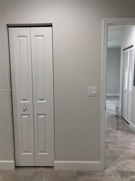 For Rent: $2,400 (2 beds, 2 baths, 1100 Square Feet)