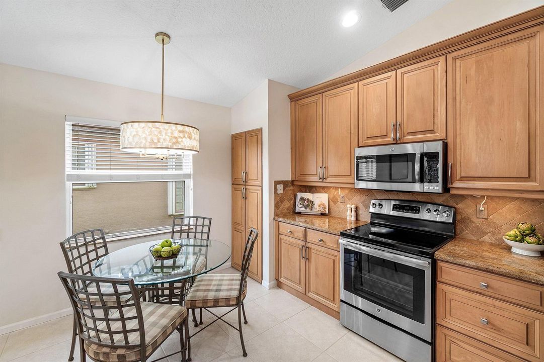 021-6600SherbrookDrive-BoyntonBeach-FL-3