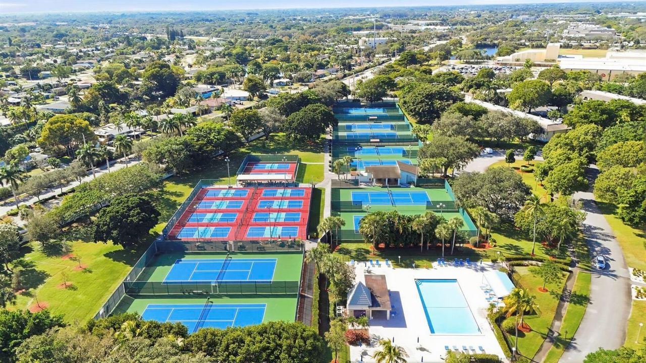 wyn pool tennis 2