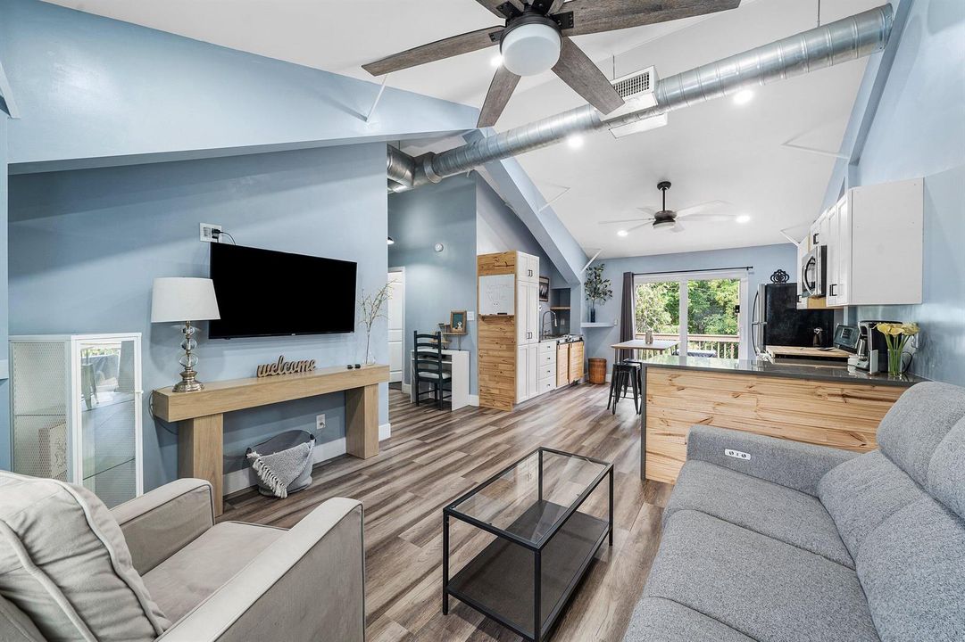 043-1473263rdCourtNorth-TheAcreage-FL-33