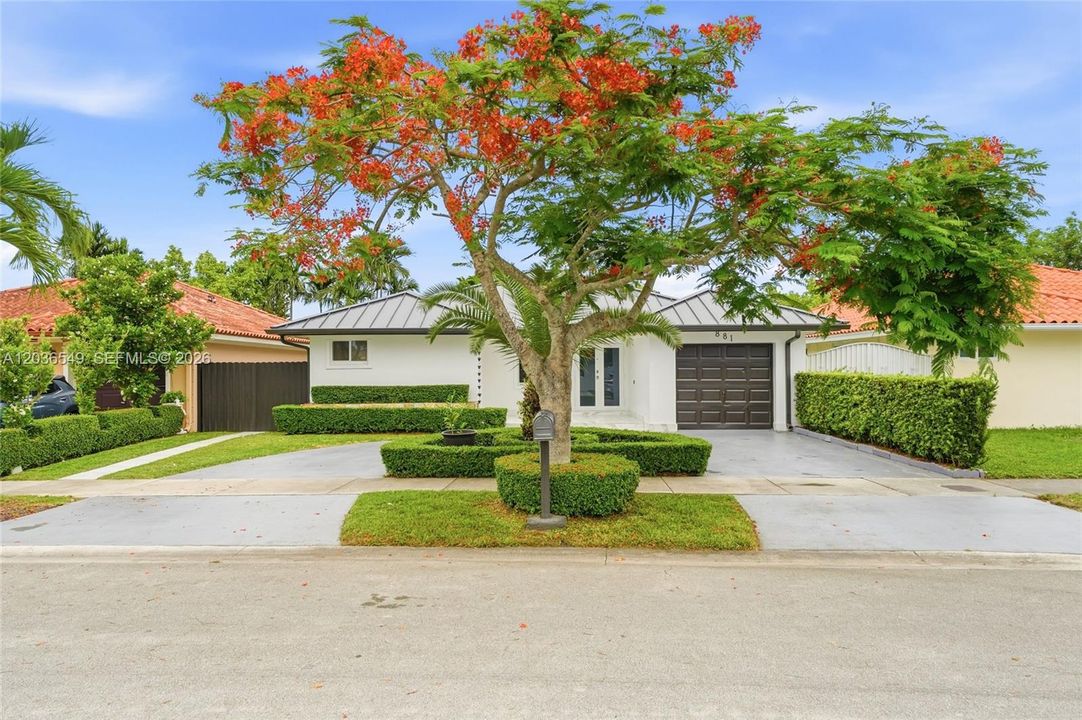 For Rent: $4,600 (4 beds, 2 baths, 1930 Square Feet)