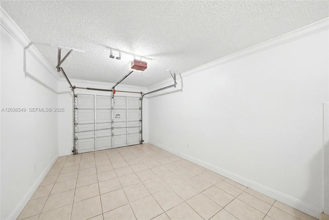 For Rent: $4,600 (4 beds, 2 baths, 1930 Square Feet)