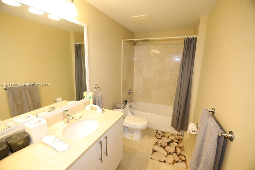 2nd bedroom bathroom