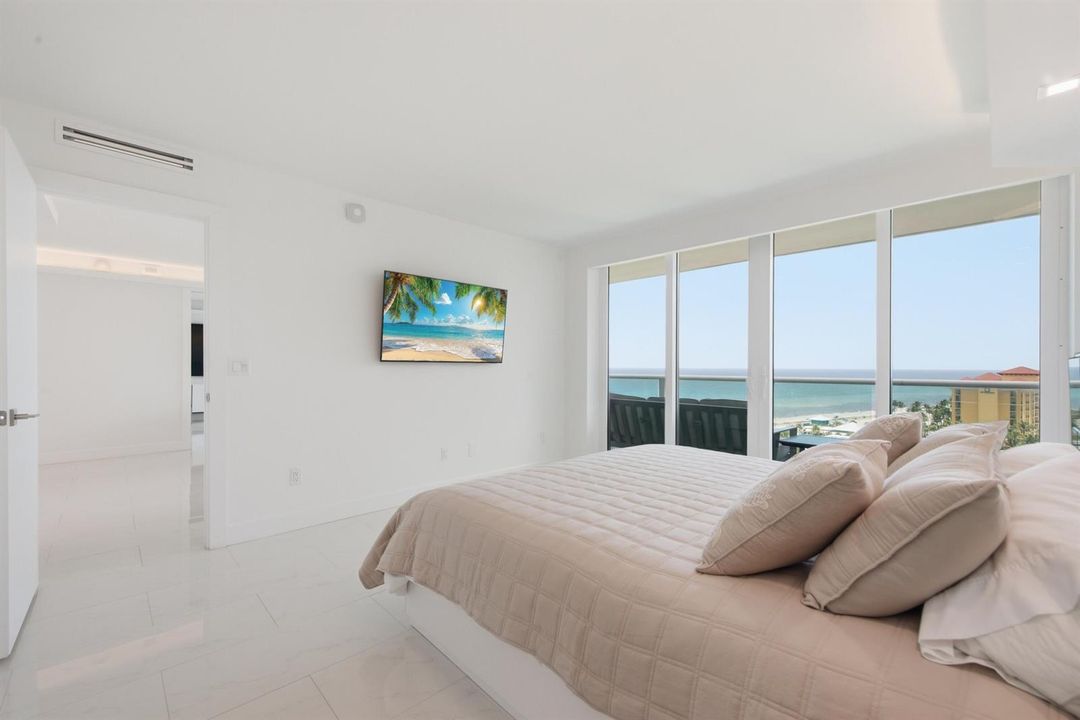 Tiara East 1422 master bedroom 3