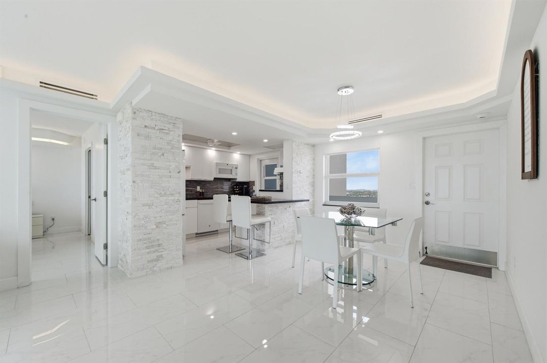 tiara east 1422 dining room-kitchen