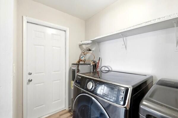 2302 laundry rm pic 2