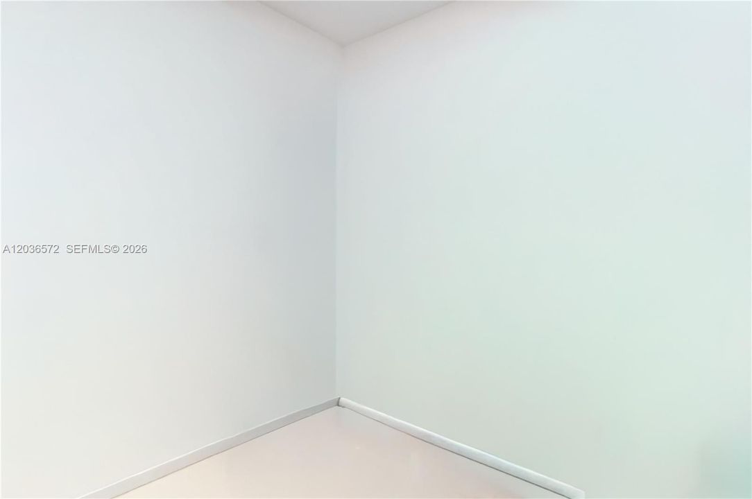 For Sale: $380,000 (2 beds, 2 baths, 1550 Square Feet)