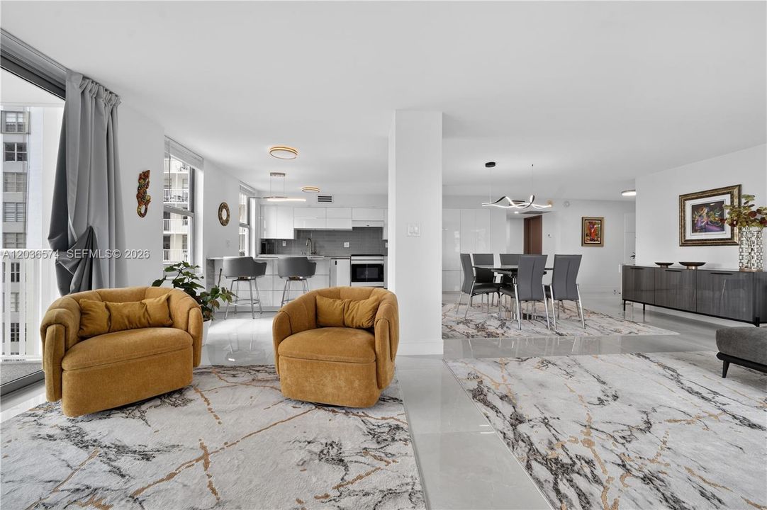 На продажу: $729,950 (2 спален, 2 ванн, 1856 Квадратных фут)