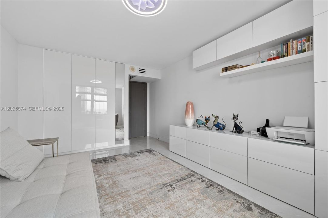 На продажу: $729,950 (2 спален, 2 ванн, 1856 Квадратных фут)