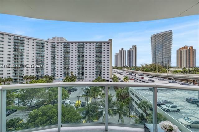 В аренду: $3,600 (2 спален, 2 ванн, 1537 Квадратных фут)