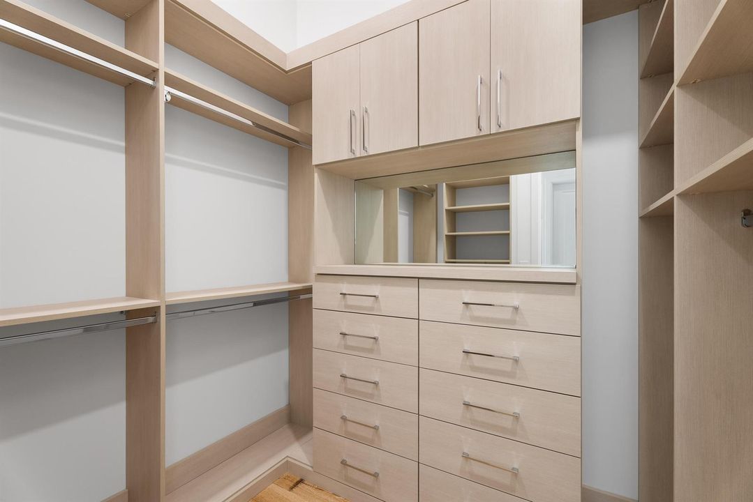 Main Bedroom Walk In Closet 2