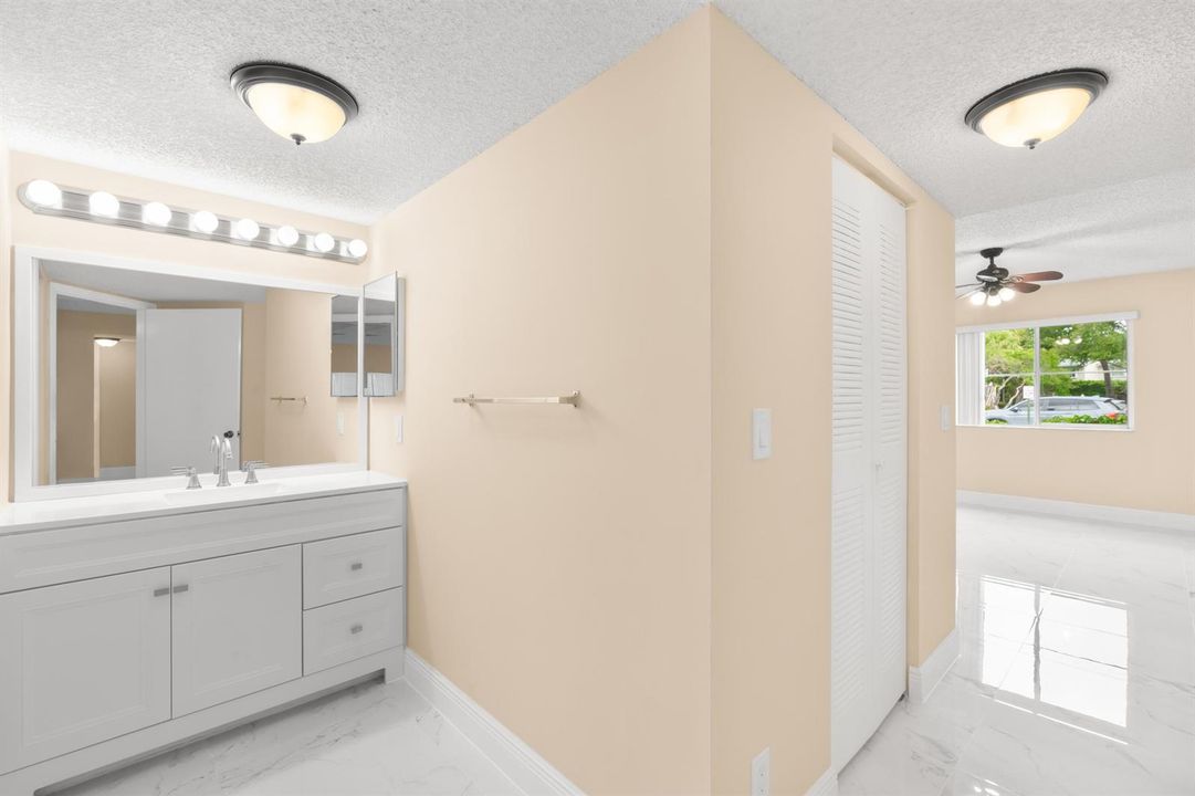 18-print-9855 Westview Dr apt 714, Coral