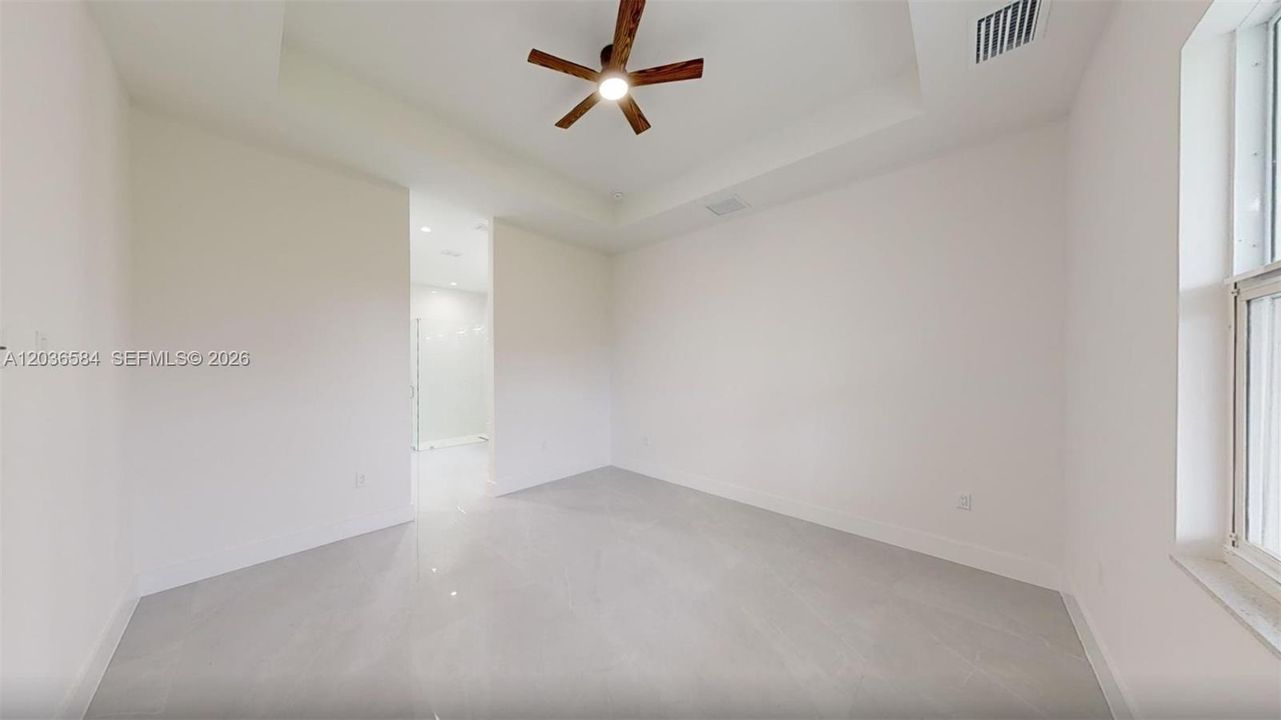 For Rent: $2,200 (3 beds, 2 baths, 1635 Square Feet)