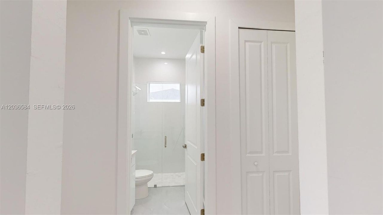 For Rent: $2,200 (3 beds, 2 baths, 1635 Square Feet)