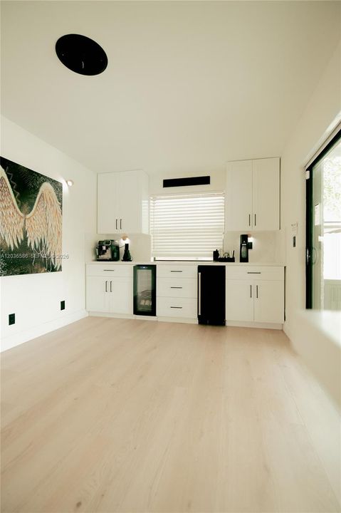 For Rent: $7,200 (3 beds, 2 baths, 1697 Square Feet)