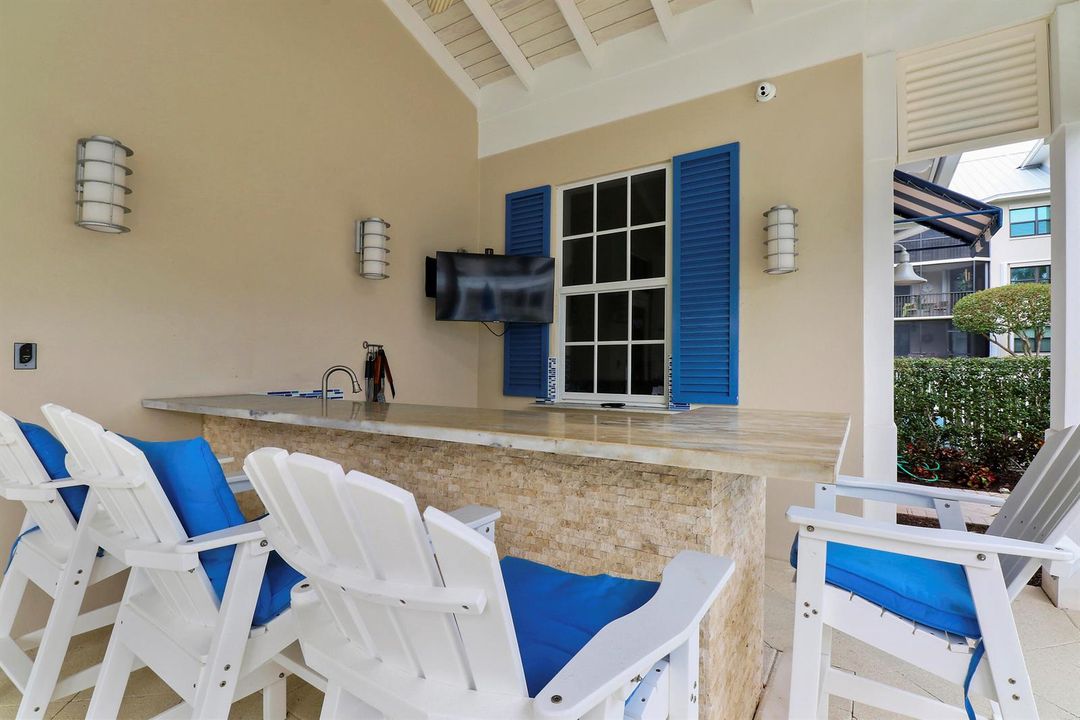 Community Bar Area