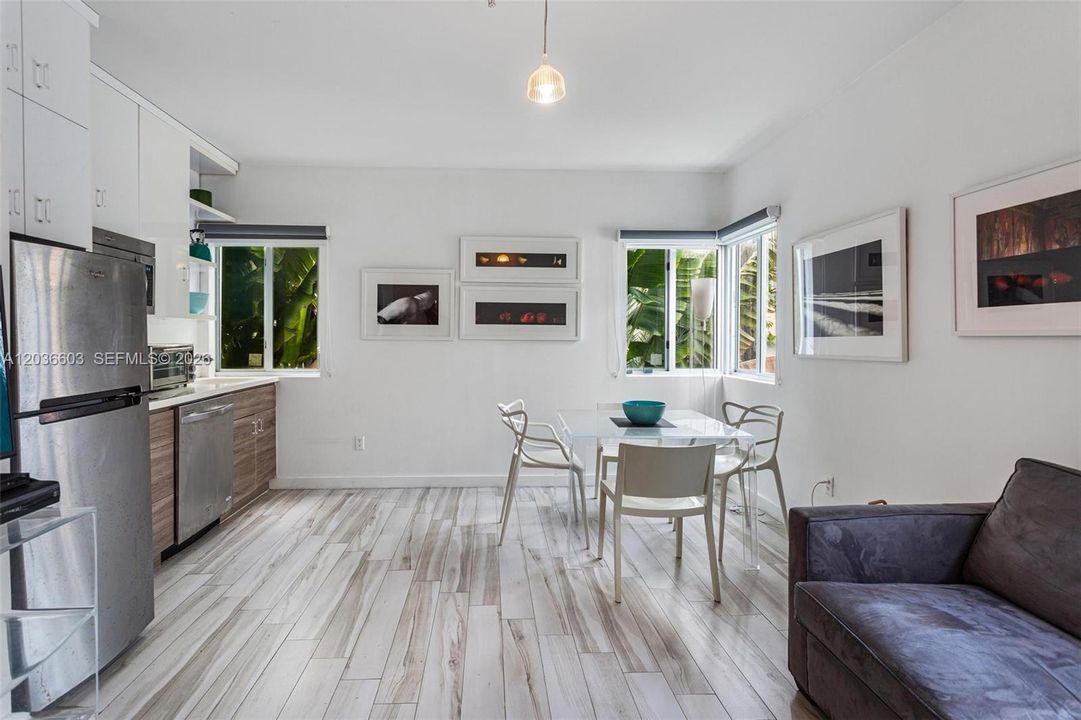 For Rent: $2,250 (1 beds, 1 baths, 482 Square Feet)