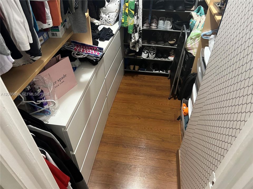 В аренду: $2,700 (3 спален, 2 ванн, 1000 Квадратных фут)