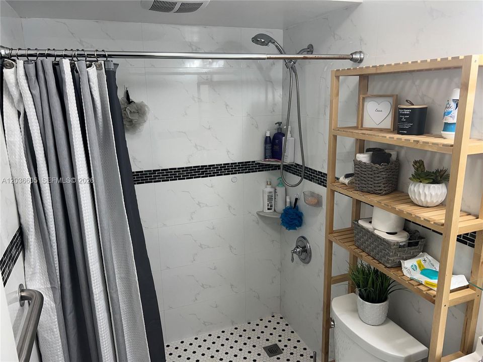 В аренду: $2,700 (3 спален, 2 ванн, 1000 Квадратных фут)