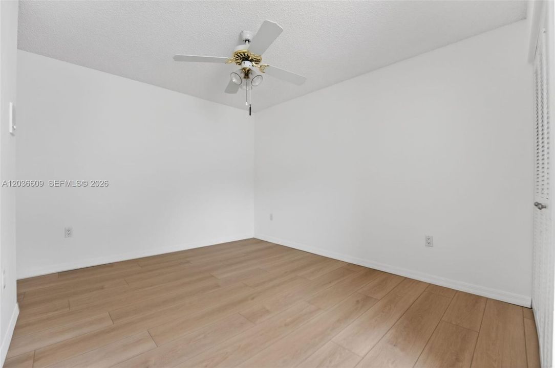 Bedroom 4 Pic 3