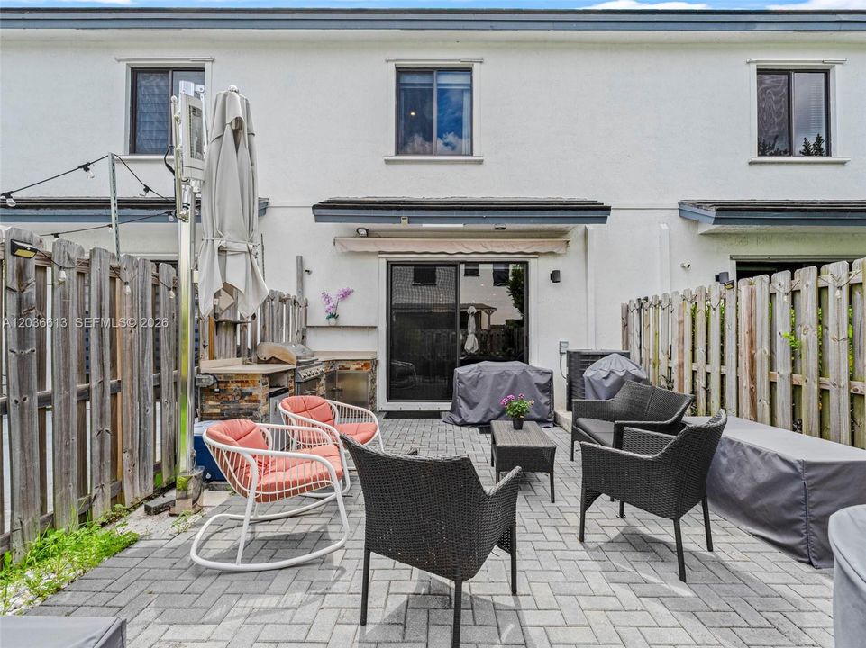 For Rent: $2,800 (3 beds, 2 baths, 0 Square Feet)