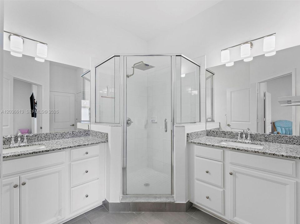 For Rent: $2,800 (3 beds, 2 baths, 0 Square Feet)