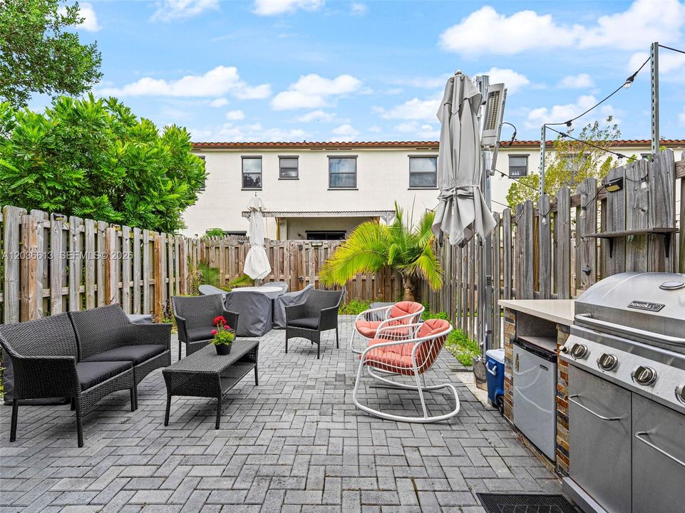 For Rent: $2,800 (3 beds, 2 baths, 0 Square Feet)