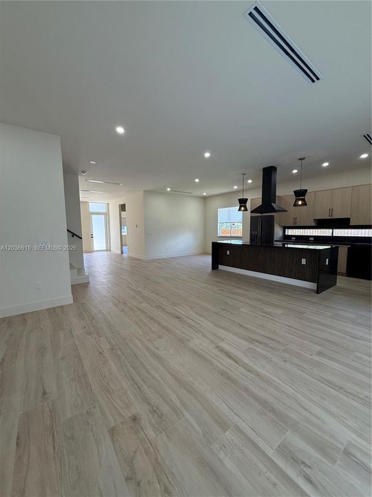 En Renta: $18,000 (5 camas, 4 baños, 3114 Pies cuadrados)