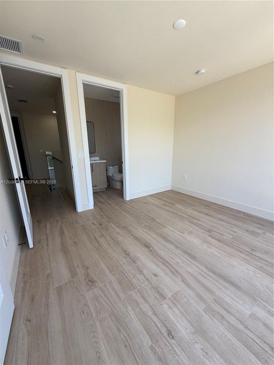 En Renta: $18,000 (5 camas, 4 baños, 3114 Pies cuadrados)
