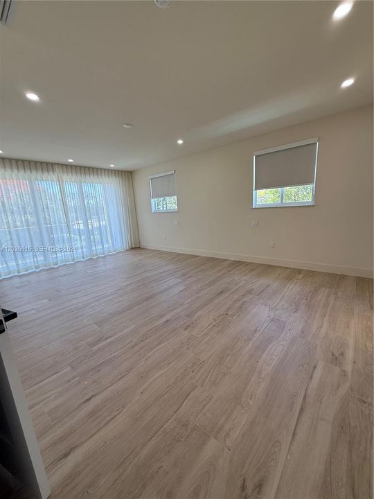 En Renta: $18,000 (5 camas, 4 baños, 3114 Pies cuadrados)
