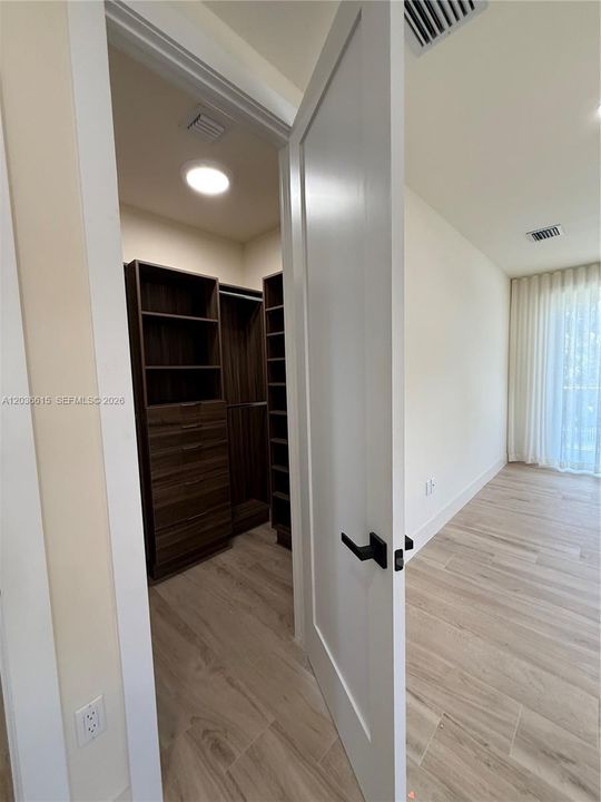En Renta: $18,000 (5 camas, 4 baños, 3114 Pies cuadrados)