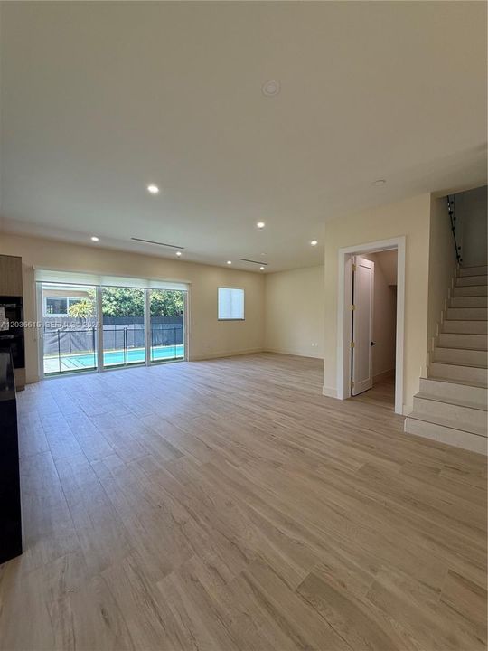 En Renta: $18,000 (5 camas, 4 baños, 3114 Pies cuadrados)