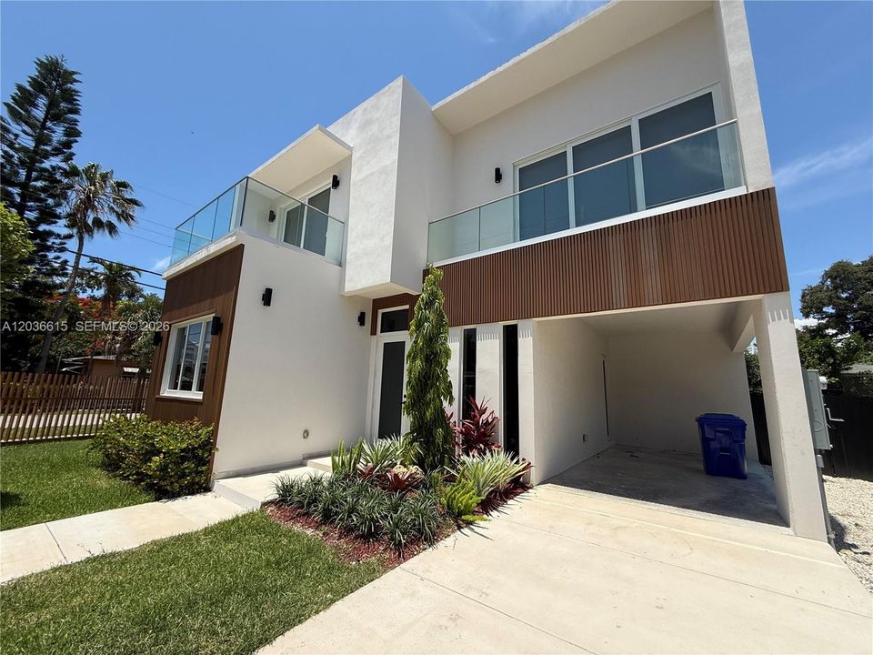 En Renta: $18,000 (5 camas, 4 baños, 3114 Pies cuadrados)