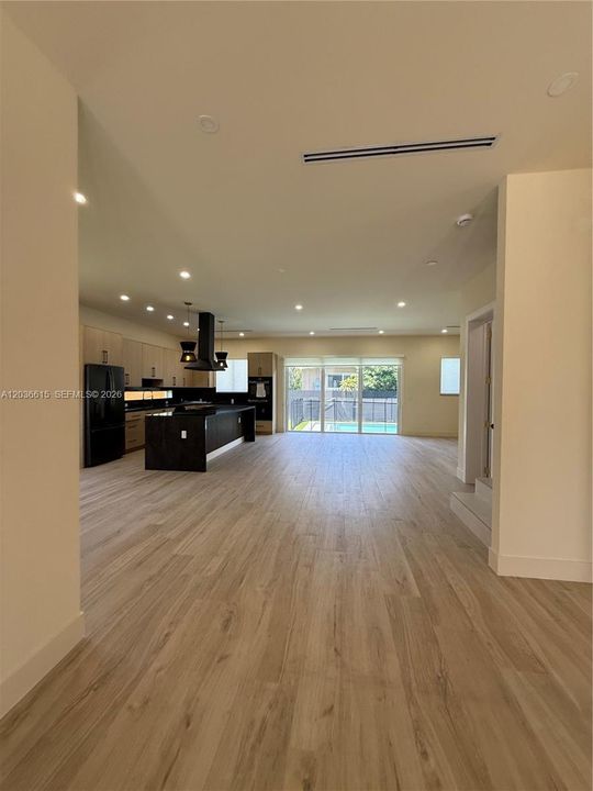 En Renta: $18,000 (5 camas, 4 baños, 3114 Pies cuadrados)