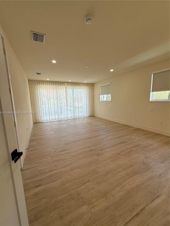 En Renta: $18,000 (5 camas, 4 baños, 3114 Pies cuadrados)