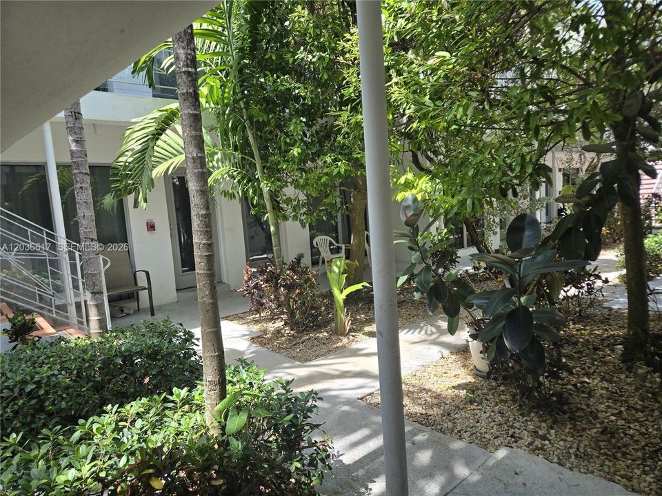 For Rent: $1,950 (1 beds, 1 baths, 436 Square Feet)