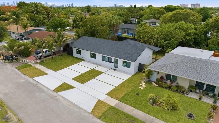 For Sale: $719,000 (4 beds, 3 baths, 1444 Square Feet)