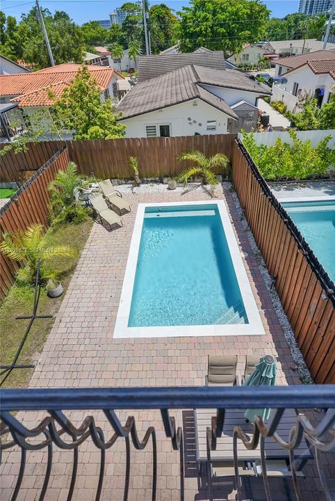 For Sale: $1,150,000 (3 beds, 3 baths, 2185 Square Feet)