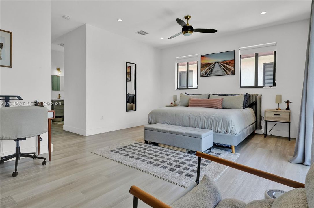 For Sale: $1,150,000 (3 beds, 3 baths, 2185 Square Feet)