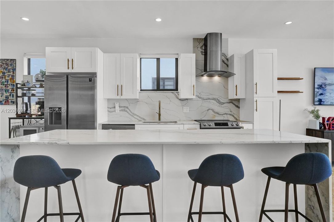 For Sale: $1,150,000 (3 beds, 3 baths, 2185 Square Feet)