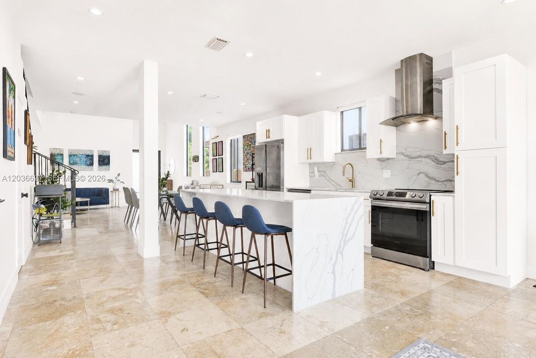For Sale: $1,150,000 (3 beds, 3 baths, 2185 Square Feet)