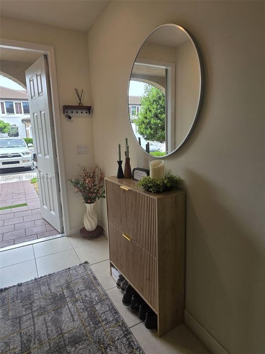 For Sale: $480,000 (3 beds, 2 baths, 1483 Square Feet)