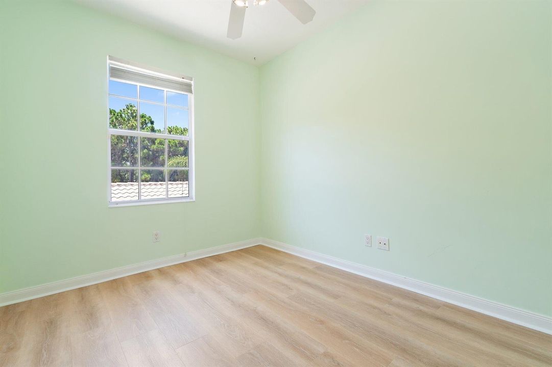 Bedroom 4 (1)